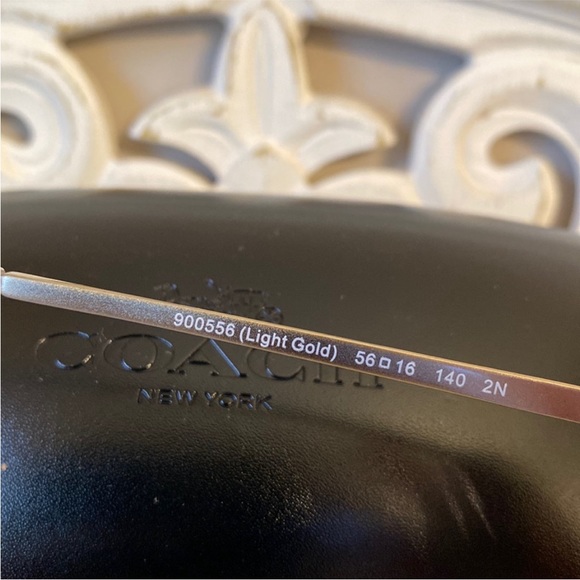 Coach Aviator 56mm Gold Sunglasses Brand New w/Tag Case & Cloth - Picture 10 of 13